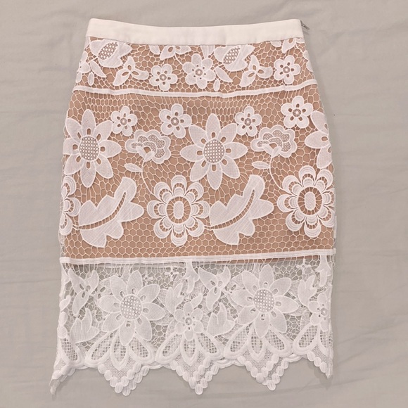Endless Rose White Lace Detail Skirt - Picture 4 of 8